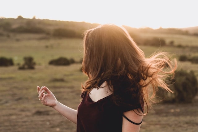 Natural hair care tips for lustrous locks